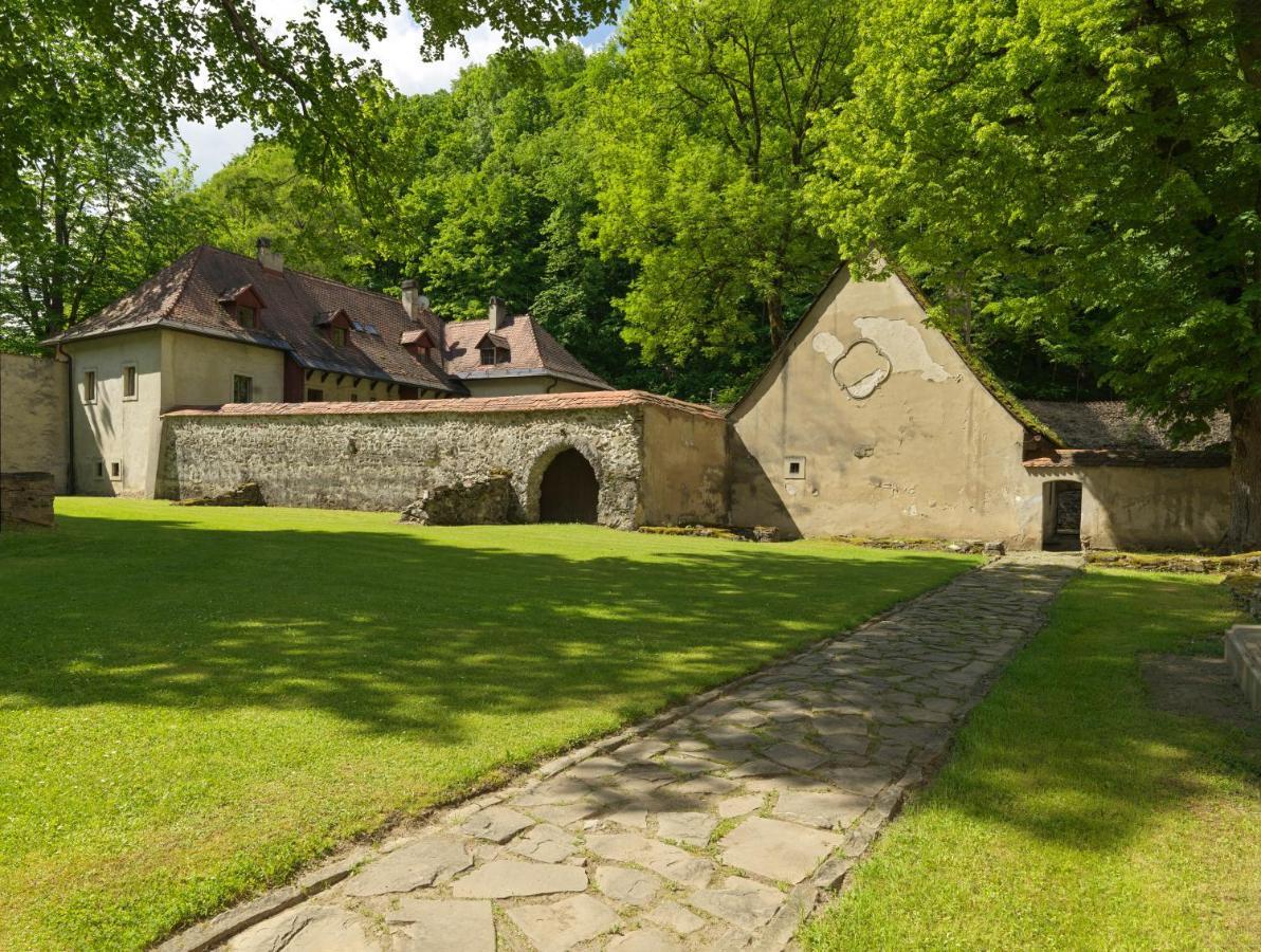 Muzeum Červený Kláštor Exterior foto